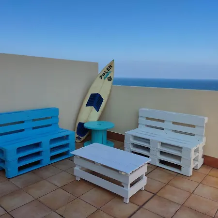 Enfoz Surfing Llas Appartement *