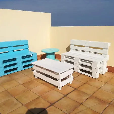 Enfoz Surfing Llas Appartement *